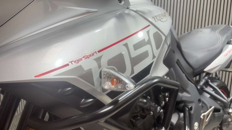 Triumph Tiger SPORT 2017 ONLY 14K TINTED SCREEN MOT MAY 2027 28