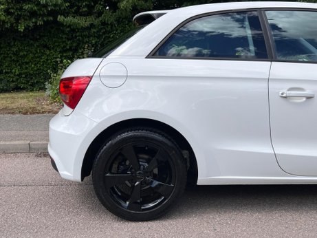 Audi A1 1.0 TFSI Sport S Tronic Euro 6 (s/s) 3dr 8