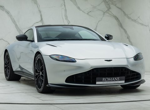 Aston Martin V8 Vantage 9