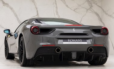 Ferrari 488 GTB 3