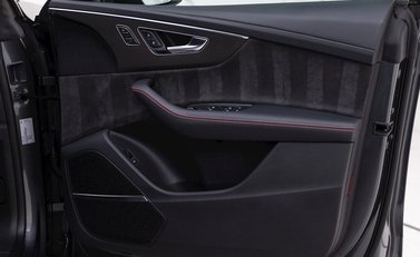 Audi Q8 Vorsprung 22