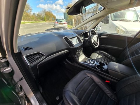 Ford Galaxy TITANIUM ECOBLUE 13