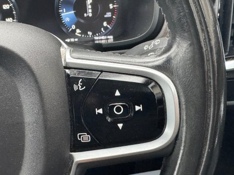 Volvo V90 2.0 D4 Auto AWD Euro 6 (s/s) 5dr 33