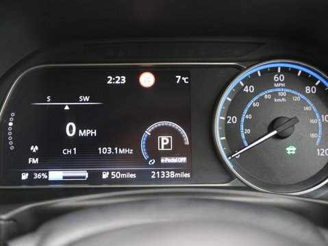 Nissan LEAF 40kWh N-Connecta Auto 5dr 14