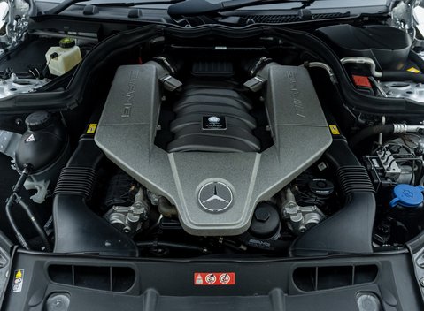 Mercedes-Benz C63 AMG Black Series 43