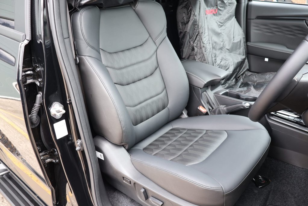 Isuzu D-Max 2026  V-CROSS COMMERCIAL STYLED @ SEEKER ASK ABOUT REAR SEAT CONVERSION 16