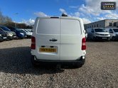 Vauxhall Vivaro SWB L1H1 F2700 Dynamic Air Con Sensors EURO 6 NO VAT 6