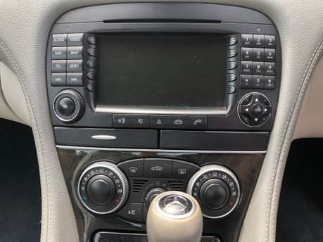 Mercedes-Benz SL Series SL350 automatic convertible, just 72,000m 21