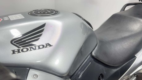 Honda NT650V Deauville 650 2005 ONLY 11K MOT CLEAN EXAMPLE 650CC COMMUTER TOURER BIKE 44