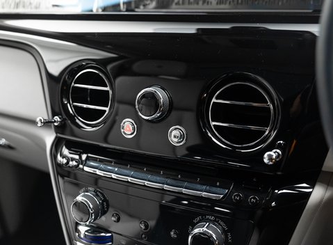 Rolls-Royce Phantom VIII EWB 26