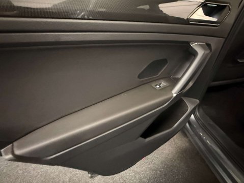 Volkswagen Tiguan 2.0 Tiguan Allspace SEL TDI 4Motion Semi-Auto 4WD 5dr 35