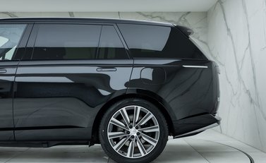 Land Rover Range Rover P460e Autobiography LWB 34