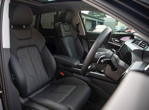 Audi E-Tron 55 Quattro Launch Edition 12