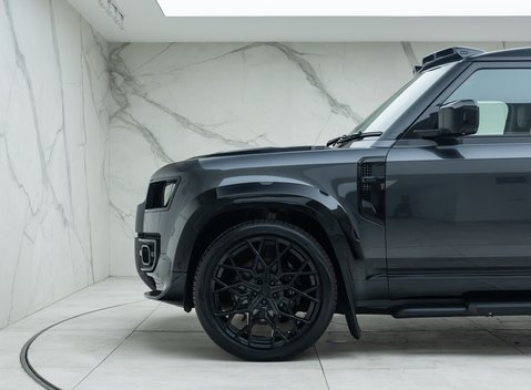 Land Rover Defender 90 V8 P525 URBAN 39