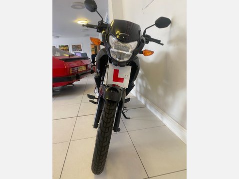 Honda CB CB 125 F 6