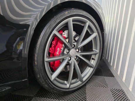 Audi RS4 4.2 FSI V8 Estate 5dr Petrol S Tronic quattro Euro 5 (450 ps) 29
