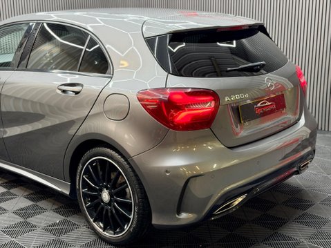 Mercedes-Benz A Class 2.1 A200d AMG Line (Premium) 7G-DCT Euro 6 (s/s) 5dr 14