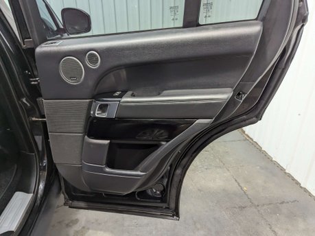 Land Rover Range Rover 3.0 Range Rover Vogue TDV6 Auto 4WD 5dr 65