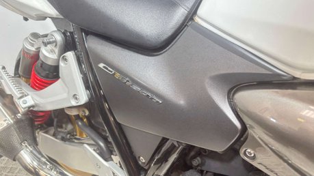 Honda CB 2008 26K OUTSTANDING CONDITION NEW MOT MUSCLE BIKE 1300CC 27