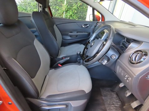 Renault Captur EXPRESSIONPLUS CONVENIENCE ENERGYTCE S/S 10