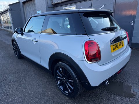 Mini Hatch 1.5 Cooper Euro 6 (s/s) 3dr 8