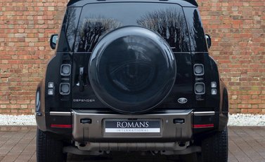 Land Rover Defender 110 X P400 5