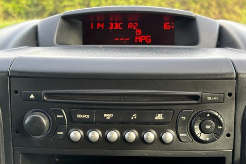 Peugeot Partner 850 S L1 1.6 Hdi 92ps Panel Van with Air Con - Direct from MOD 22