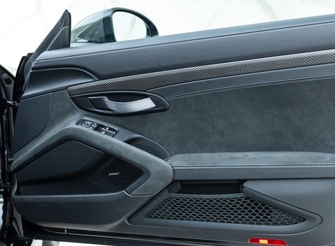 Porsche Cayman GT4 RS (718) 22