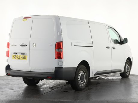Vauxhall Vivaro 2900 1.5d 100PS Dynamic H1 4