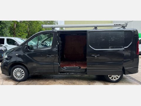 Vauxhall Vivaro 1.6 CDTi 2900 BiTurbo ecoFLEX Sportive Panel Van 5dr Diesel Manual L2 H1 Eu 32