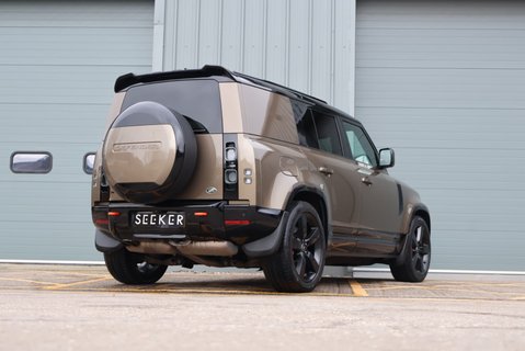 Land Rover Defender 110 D300 HARD TOP X MHEV HUGE FACTORY SPEC SEEKER STYLED WITH SEATS  6