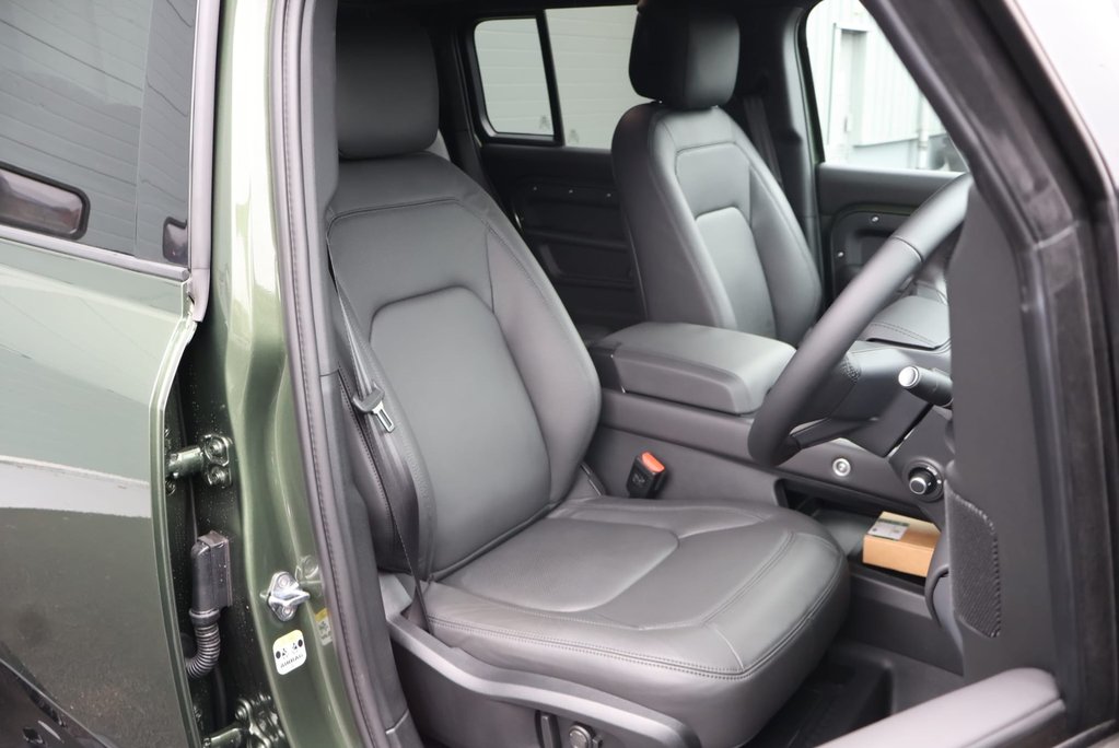 Land Rover Defender 110 BRAND NEW D350 HARD TOP X-DYNAMIC HSE GENUINE REAR SEATS FITTED  14