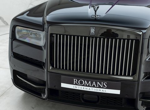 Rolls-Royce Cullinan Black Badge 25