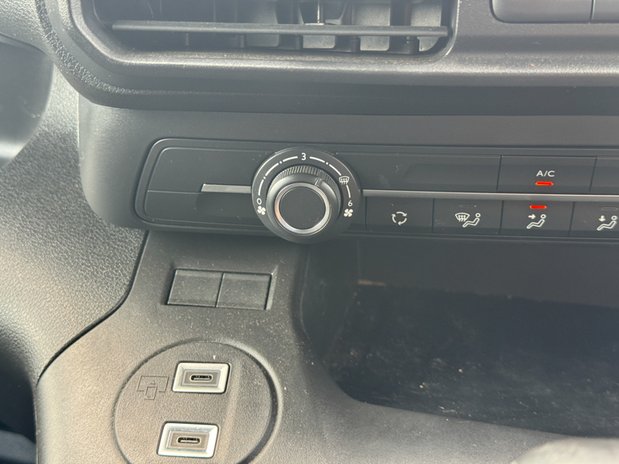 Vauxhall Combo Crew Cab LWB L2H1 Low Roof Prime Air Con Cruise Sensors Nav EURO 6 NO VAT 40