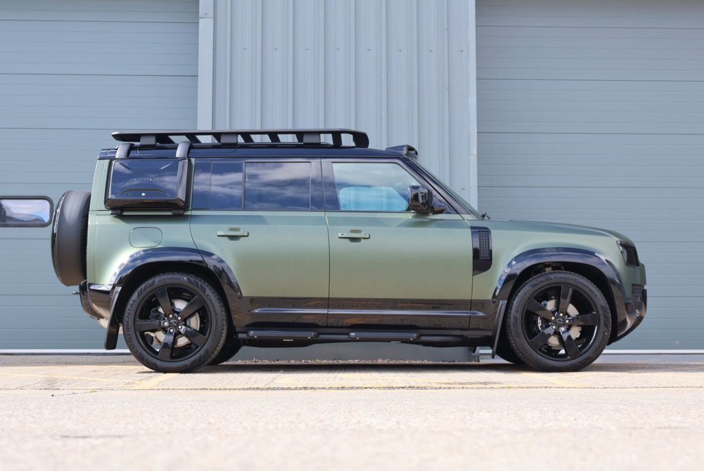 Land Rover Defender 110 2026 HARD TOP X-DYNAMIC HSE 350 WORLD TOUR 2 EDITON REAR  SEATS FITTED PPF  7