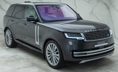Land Rover Range Rover P530 FIRST EDITION 11