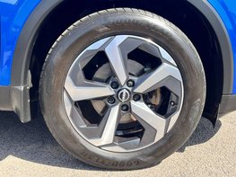 Nissan Qashqai 1.3 Qashqai N-Connecta DiG-T MHEV 5dr 15