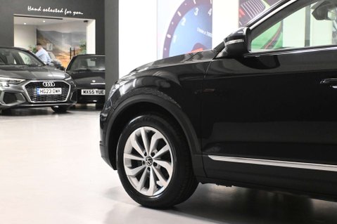 Volkswagen T-Roc 1.5 T-Roc Style TSI Semi-Auto 5dr 9