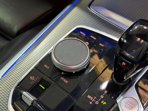 BMW X5 3.0 30d M Sport SUV 5dr Diesel Auto xDrive Euro 6 (s/s) (265 ps) 33