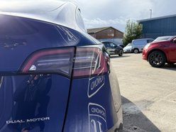 Tesla Model Y (Dual Motor) Long Range SUV 5dr Electric Auto 4WDE (384 bhp) 19