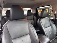 Nissan Navara 2.3 Navara Tekna dCi 4WD 5dr 38