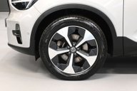 Volvo XC40 2.0 XC40 + B4 MHEV AWD Auto 5dr 36