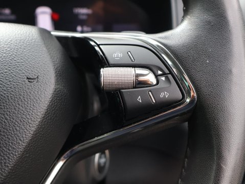 Skoda Karoq 1.5 TSI ACT SE L DSG Euro 6 (s/s) 5dr 24