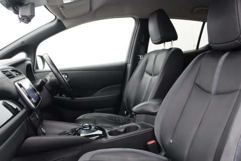 Nissan LEAF 5dr 160kW e+ Tekna 62kWh Automatic 6