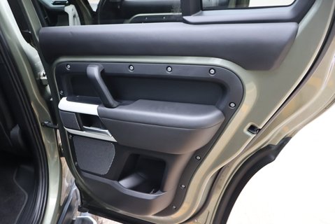Land Rover Defender 110 P300 HSE STYLED BY SEEKER HUGE SPEC LOOKS AMAZING  PRICE MATCH OFFER  19