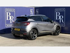 Renault Captur 1.6 E-TECH 9.8kWh E-Tech engineered SUV 5dr Petrol Plug-in Hybrid Auto Euro 4