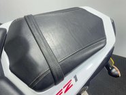 Yamaha FZ1 FAZER 2011 ONLY 19K VERY CLEAN 1000CC NAKED MOT SERVICED 31