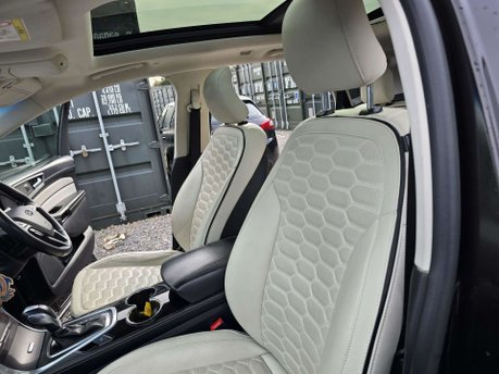 Ford Edge 2.0 TDCi Vignale SUV 5dr Diesel Powershift AWD Euro 6 (s/s) (210 ps) 39