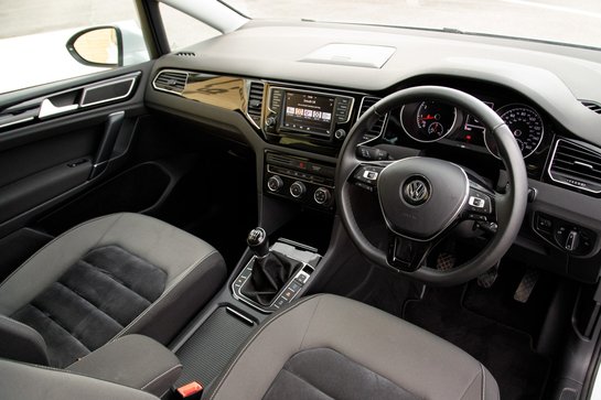 Volkswagen Golf SV GT TSI