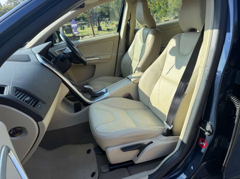 Volvo XC60 2.0 XC60 SE Luxury D4 Auto 5dr 11